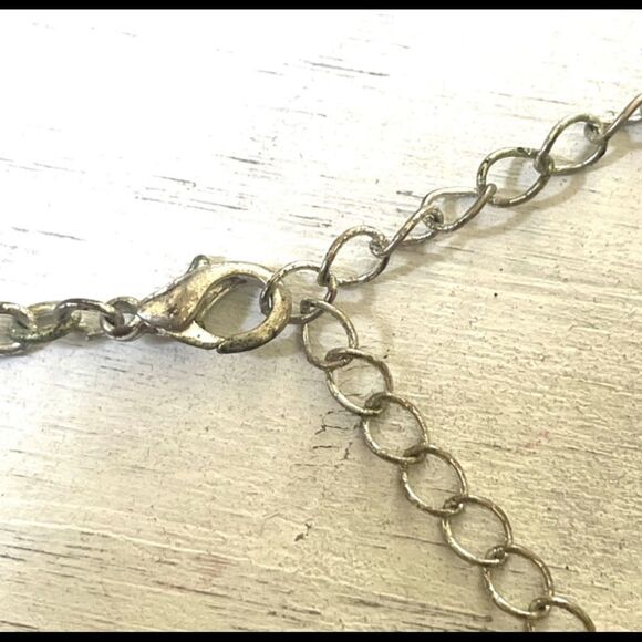 Silver tone heart pendant natural stones necklace - Picture 10 of 10